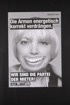 Die Armen energisch korrekt verdrängen.